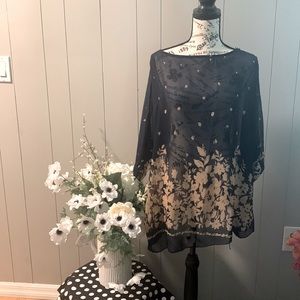 Chiffon asymmetrical blouse.